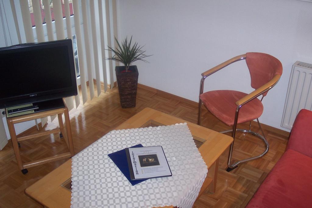 Hotel Garni Zur Bergstrasse Zwingenberg  Pokój zdjęcie