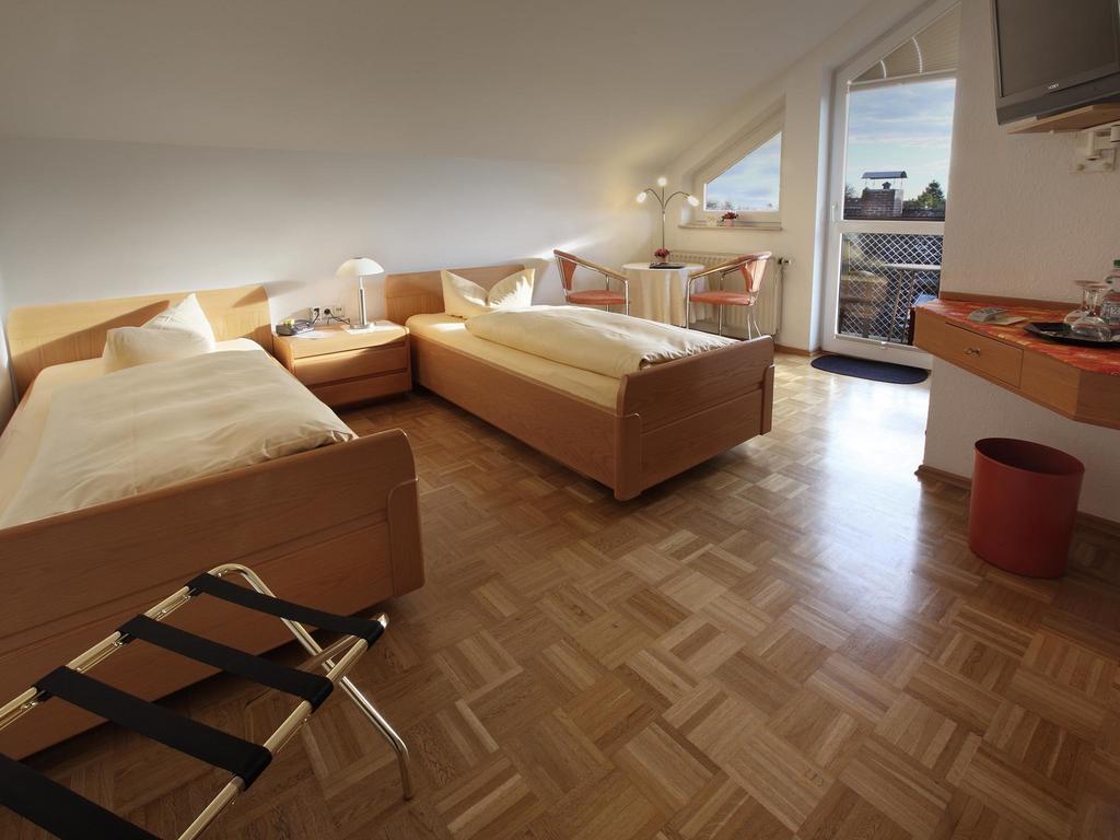 Hotel Garni Zur Bergstrasse Zwingenberg  Pokój zdjęcie